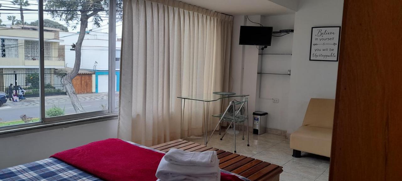 Hospedaje De Lidia Lima Luaran gambar